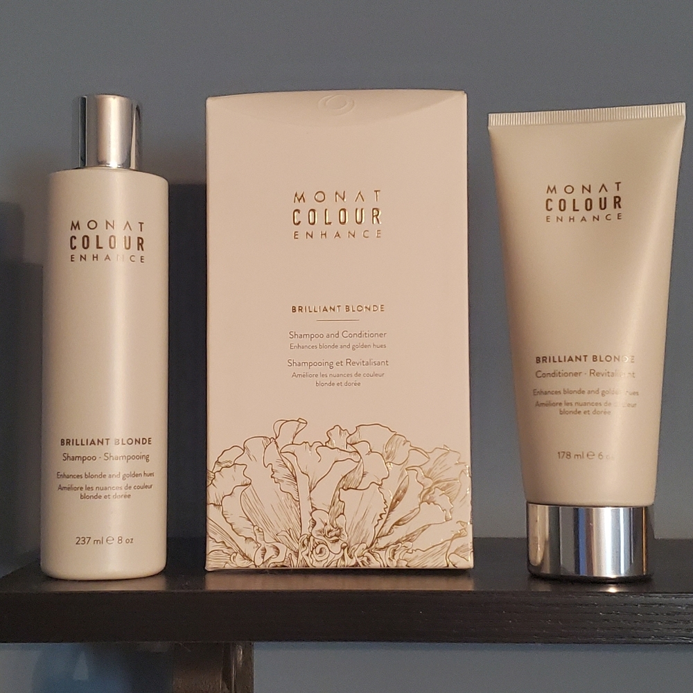 Monat Brilliant Blonde Shampoo Conditioner Set